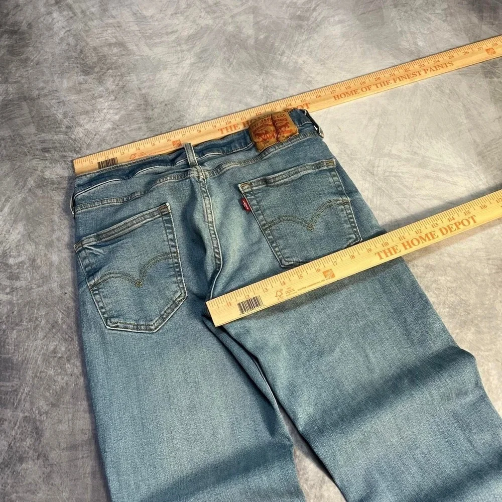 Levi's 514 Light Mid Wash Straight Fit Blue Denim Jeans
